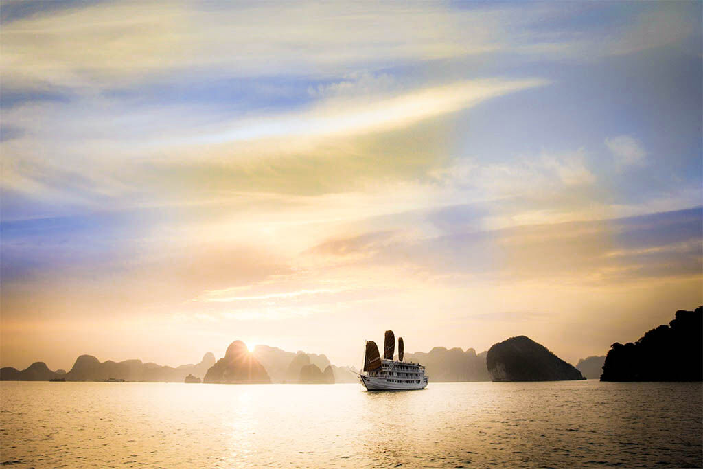 tart your journey with Halong’s serene glow